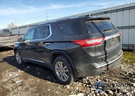 2018 Chevrolet Traverse High Country z USA, uszkodzony, nr VIN 1GNEVKKW9JJ231664